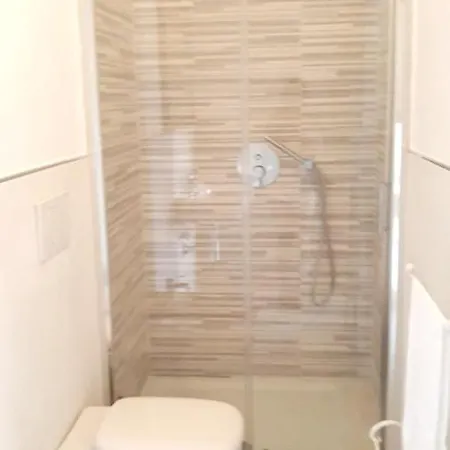 2 Bedrooms With City View Balcony And Wifi At 5 Km Away From The Beach Apartamento La Spezia